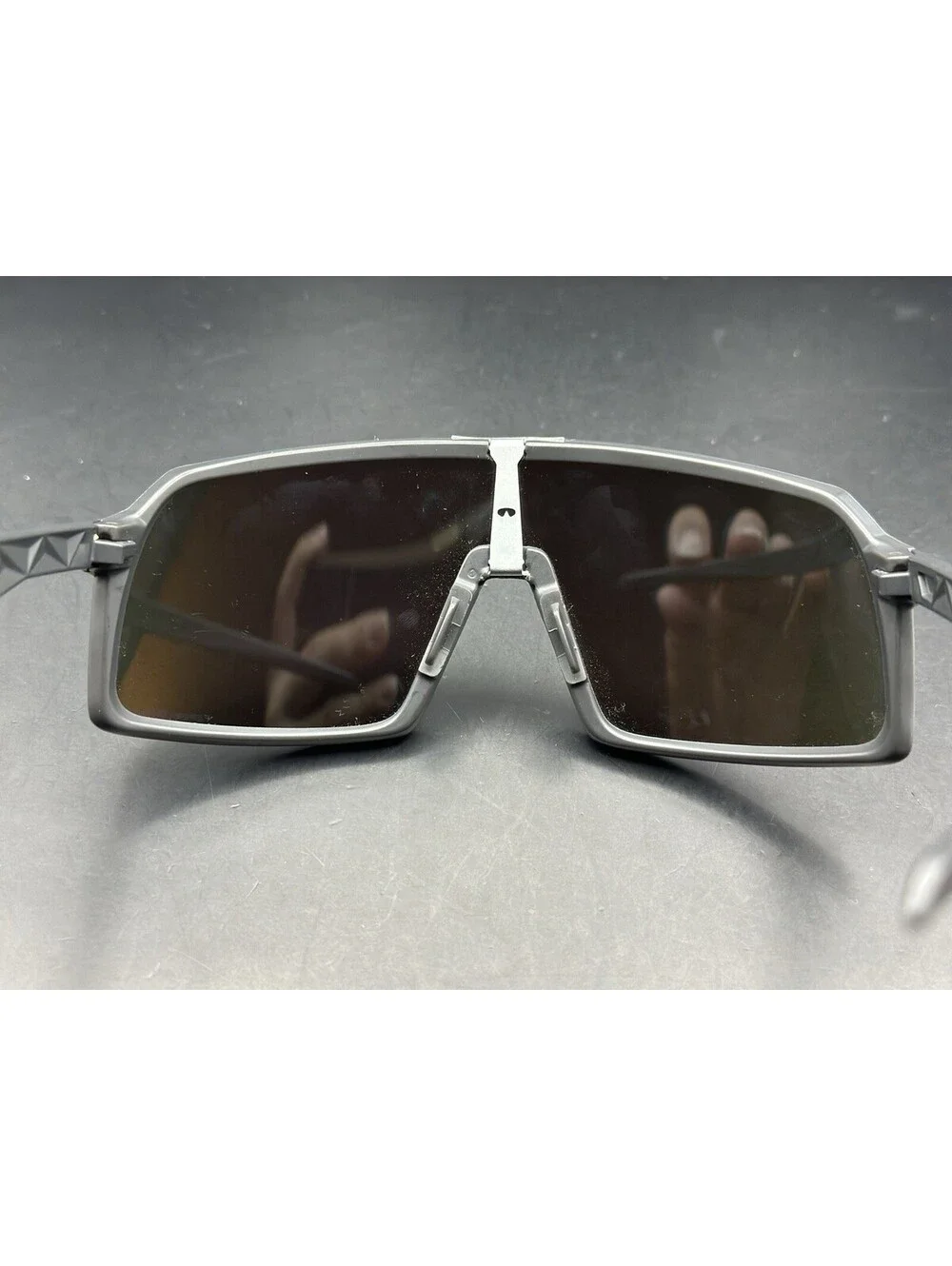 Oakley Sutro Matte Carbon w/ Prizm Sapphire Lens/(Nosepad Included)